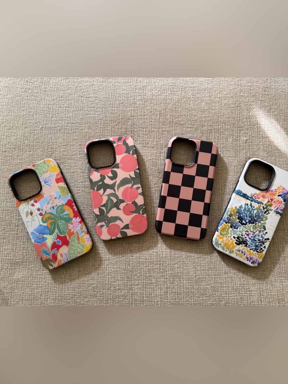 Casely iPhone 14 Pro Max Bold/Magsafe Cases (4)